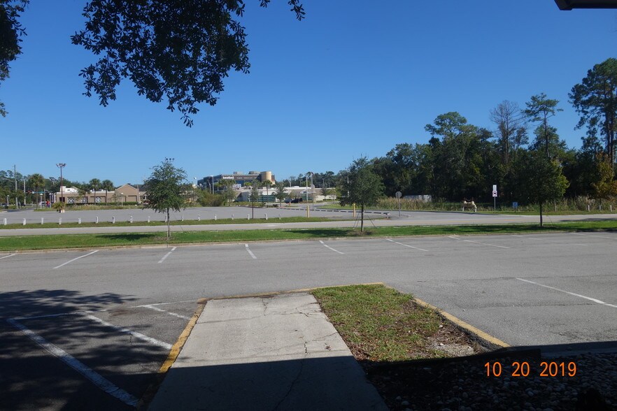 More Photos Of 502 Wells Rd, Orange Park General Retail For Sale