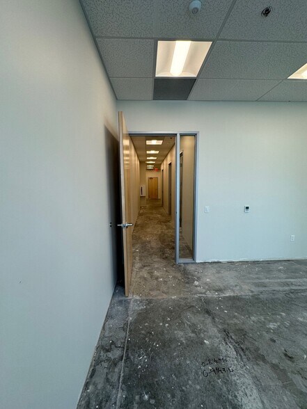 More Photos Of 25425 Orchard Village Rd, Santa Clarita Medical For Sale