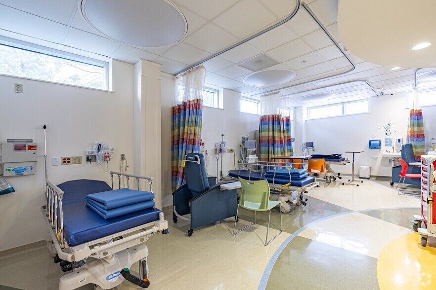 More Photos Of 14-01 Broadway, Fair Lawn Medical For Lease