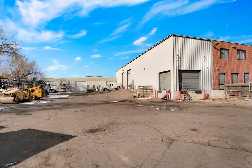 More Photos Of 1770 E 69th Ave, Denver Warehouse For Lease