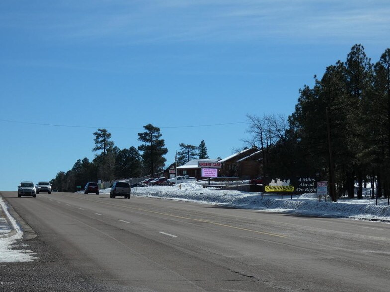 More Photos Of 3600 W White Mountain Blvd, Lakeside Showroom For Sale