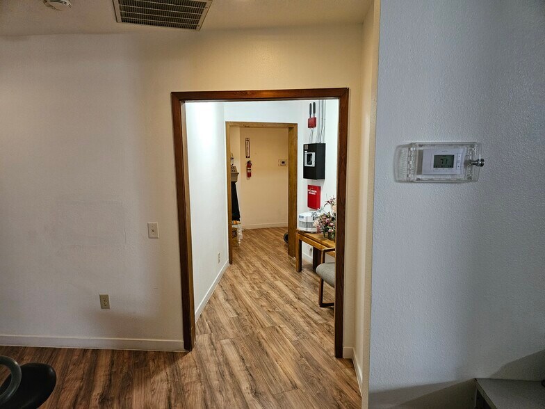 More Photos Of 181 NW Bunnell Ave, Grants Pass Apartments For Sale
