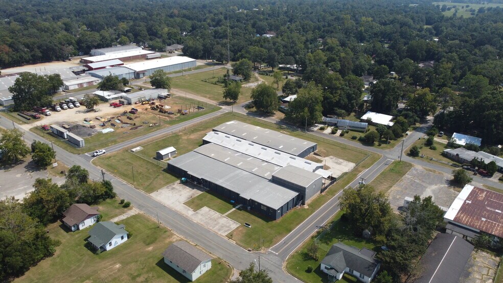 More Photos Of 1811 Florida Ave, Quincy Warehouse For Lease