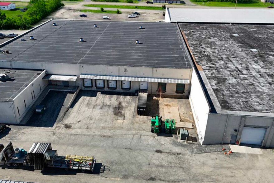 More Photos Of 2875 Needmore Rd, Dayton Warehouse For Lease