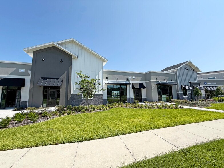 More Photos Of 12143 Stoneybrook West Pky, Winter Garden Flex For Lease