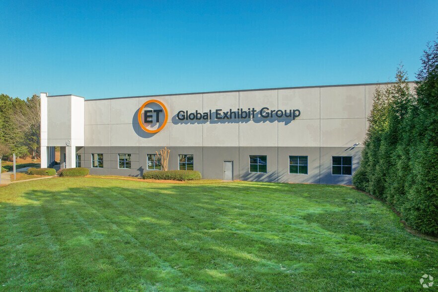 More Photos Of 1300 Northbrook Pky, Suwanee Warehouse For Lease