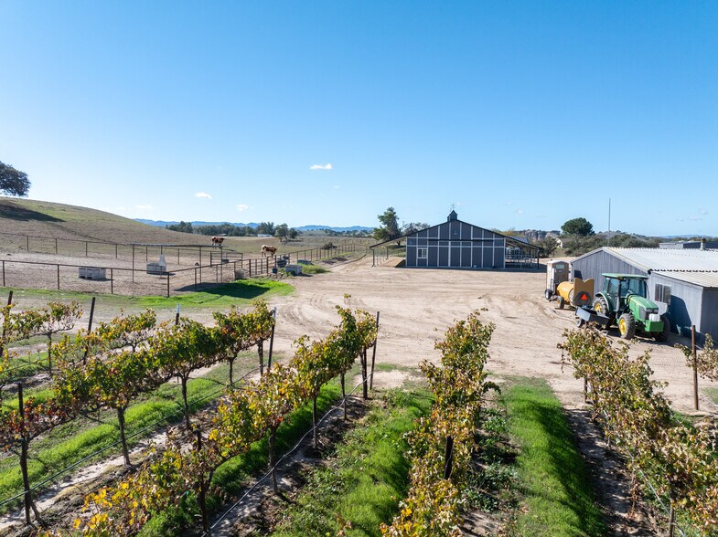 More Photos Of 7790 Airport Rd, Paso Robles Land For Sale