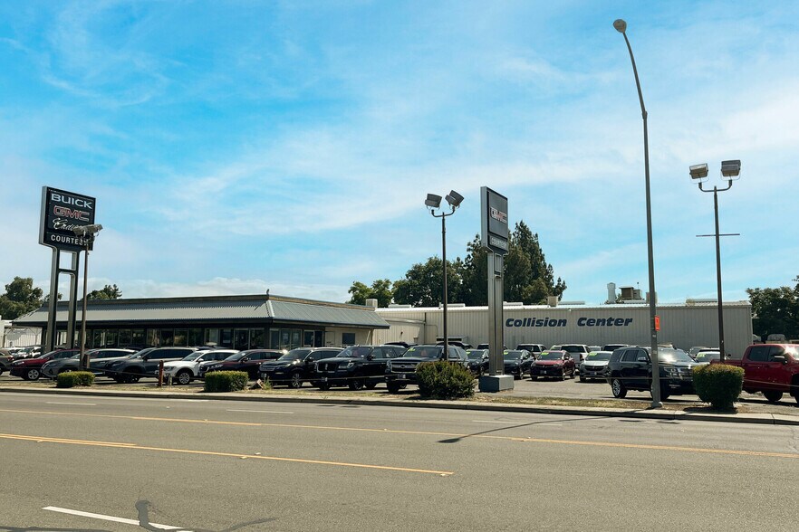 More Photos Of 2520 Cohasset Rd, Chico Auto Dealership For Sale