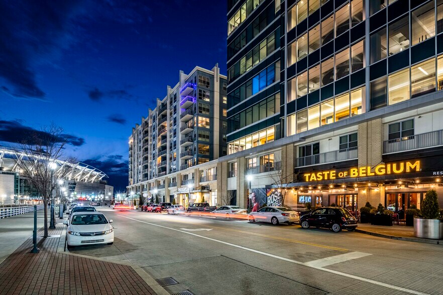 More Photos Of 101-191 E Freedom Way, Cincinnati Storefront Retail Residential For Lease