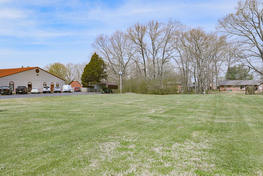 More Photos Of 198 Hunt St, Dresden Land For Sale