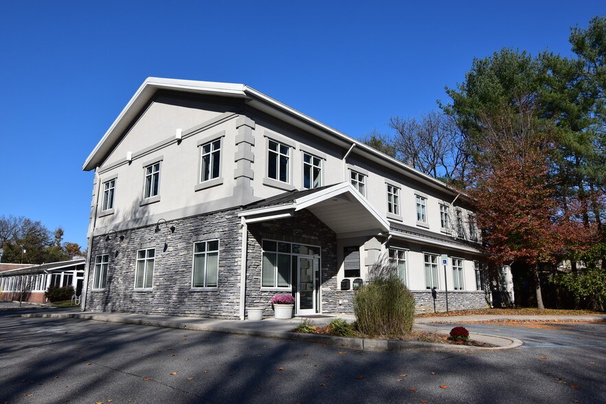 More Photos Of 5560 Kirkwood Hwy, Wilmington Office For Sale