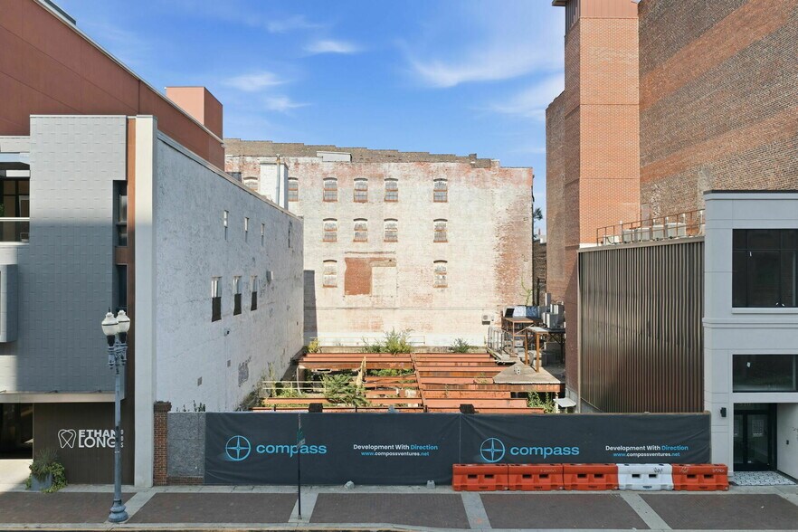 More Photos Of 308 S Gay St, Knoxville Land For Sale