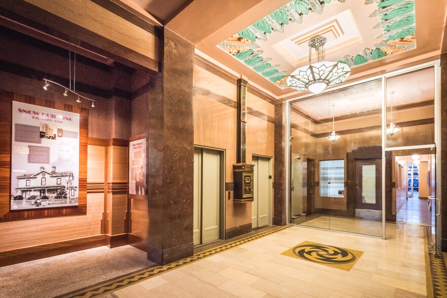 More Photos Of 331-335 W Main St, Durham Office For Lease