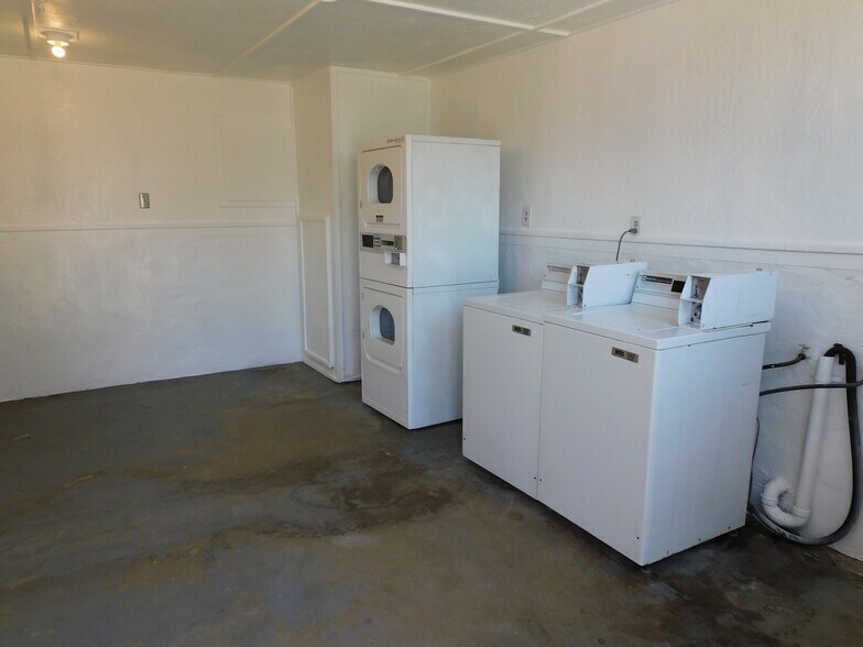 More Photos Of 815-849 S Indiana St, Porterville Manufactured Housing Mobile Home Park For Sale