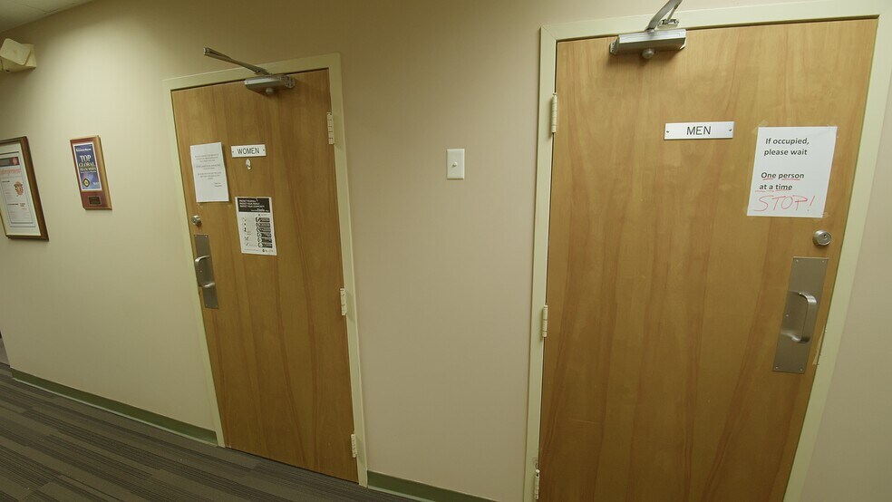 More Photos Of 3299 Northcrest Rd, Atlanta Office For Lease