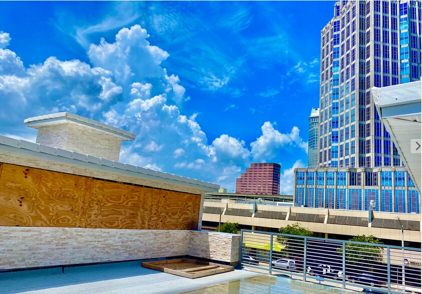 More Photos Of 603 E Jackson St, Tampa Office For Lease