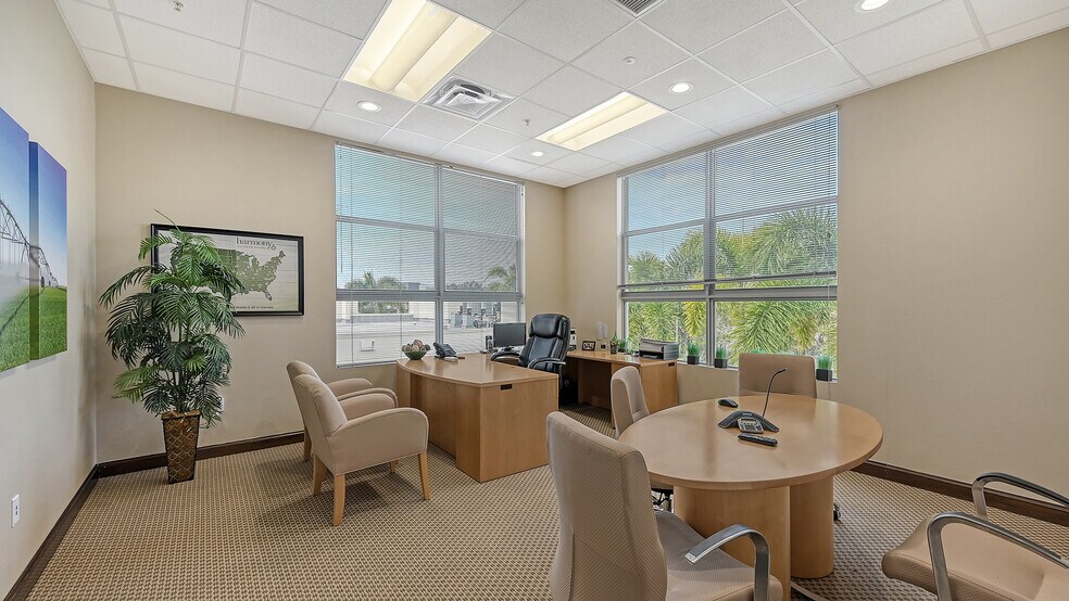 More Photos Of 4940 Lakewood Ranch Blvd, Sarasota Medical For Sale