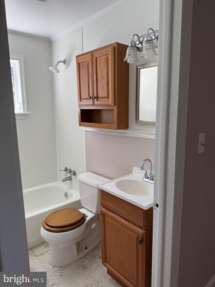 More Photos Of 15 Bowleys Quarters Rd, Middle River Office For Lease