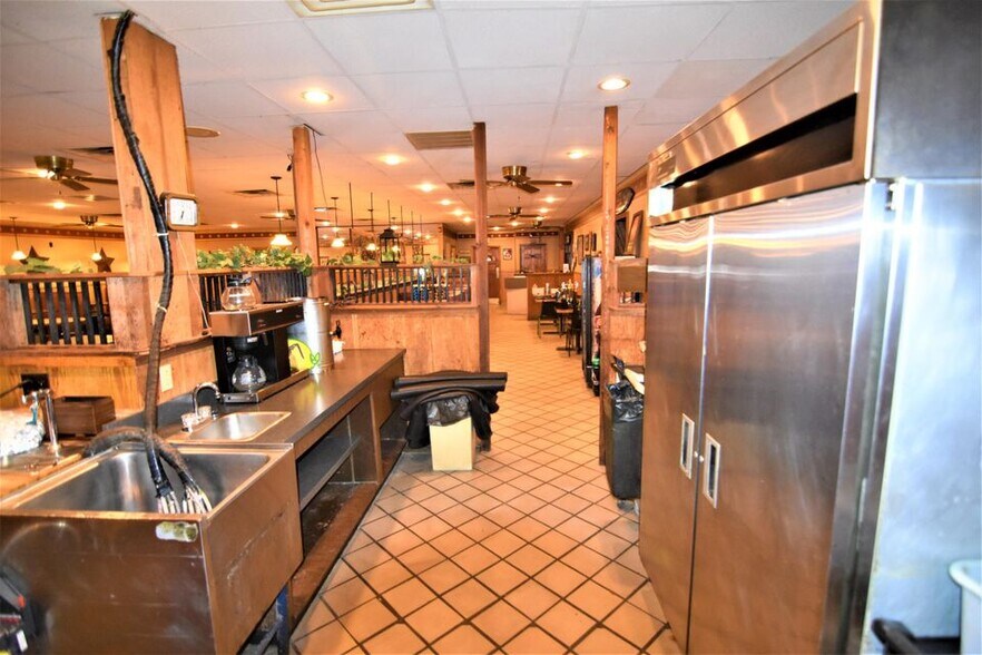 More Photos Of 109 S Folger St, Carrollton Restaurant For Sale