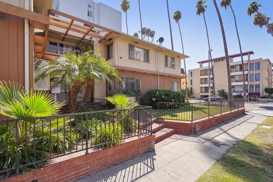 More Photos Of 3520-3530 W 5th St, Los Angeles Apartments For Sale