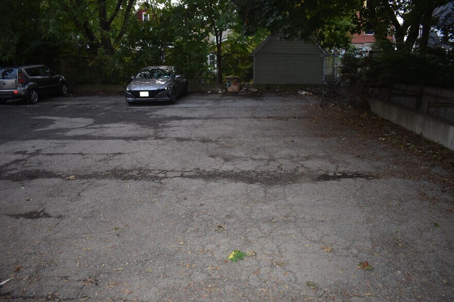 More Photos Of 99 Oak St, Binghamton Apartments For Sale