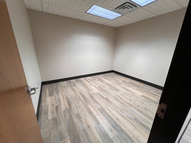 More Photos Of 14400 Northbrook Dr., San Antonio Unknown For Lease
