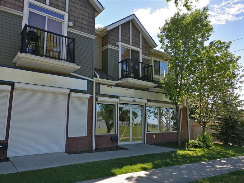 More Photos Of 90 Erin Woods Crt SE, Calgary General Retail For Sale