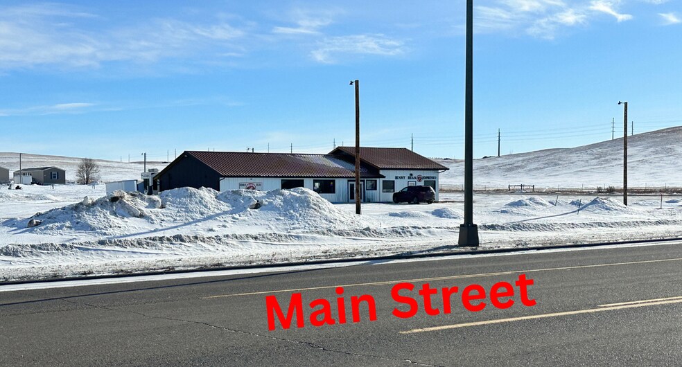 More Photos Of 2008 S Main St, Watford City Restaurant For Sale