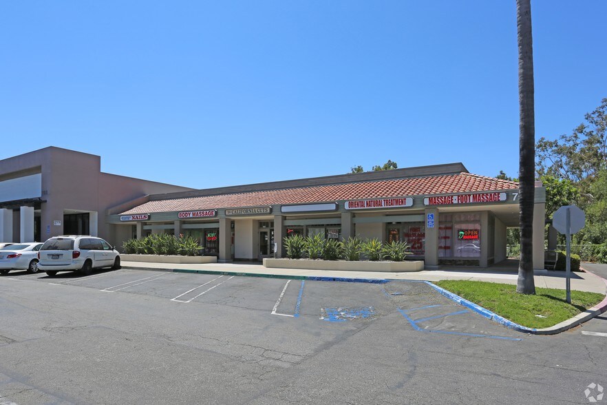 More Photos Of 710-790 Sycamore Ave, Vista Unknown For Lease