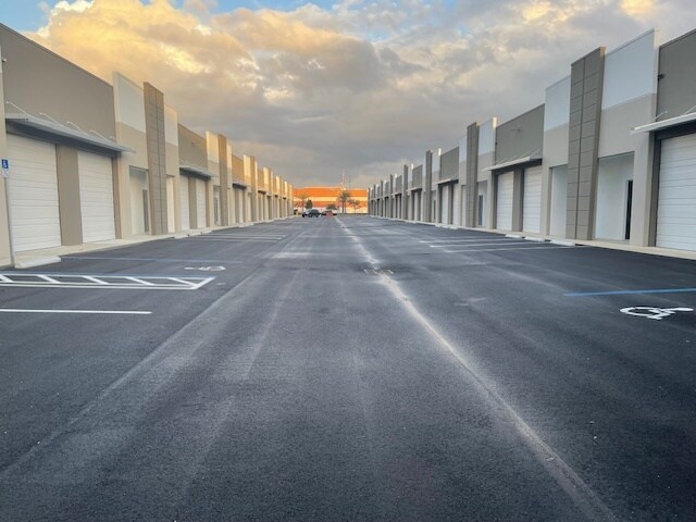 More Photos Of 10890 NW 17th St, Doral Storefront Retail Office For Sale