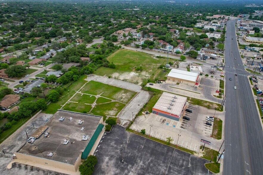 More Photos Of 1920 Bandera Rd, San Antonio Land For Sale