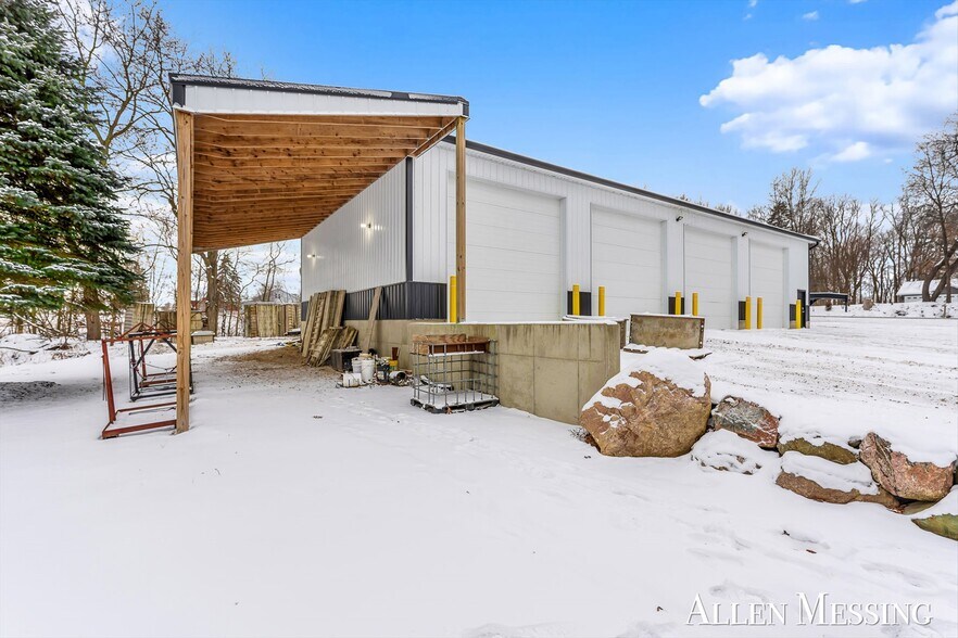 More Photos Of 1447 Kelsey Hwy, Ionia Flex For Sale