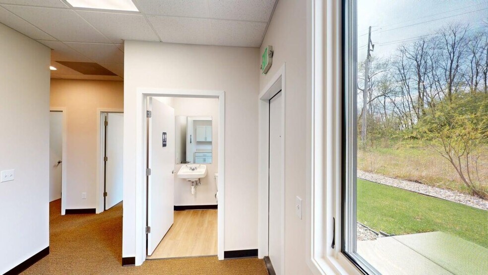 More Photos Of 125 E Shore Pky, La Porte Medical For Lease