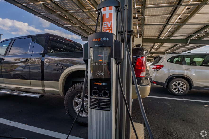 More Photos Of 2806 W Bitters Rd, San Antonio Office For Lease