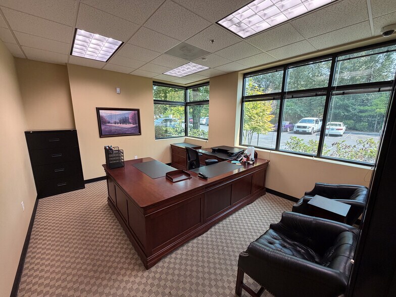 More Photos Of 10870 SW Tualatin Sherwood Rd, Tualatin Warehouse For Sale