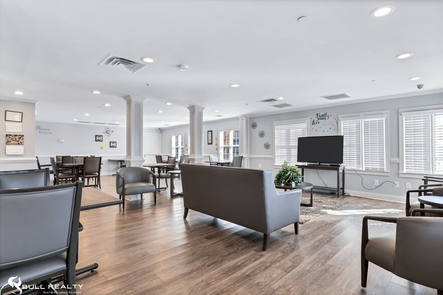 More Photos Of 519 Lawrenceville St, Norcross Assisted Living For Sale