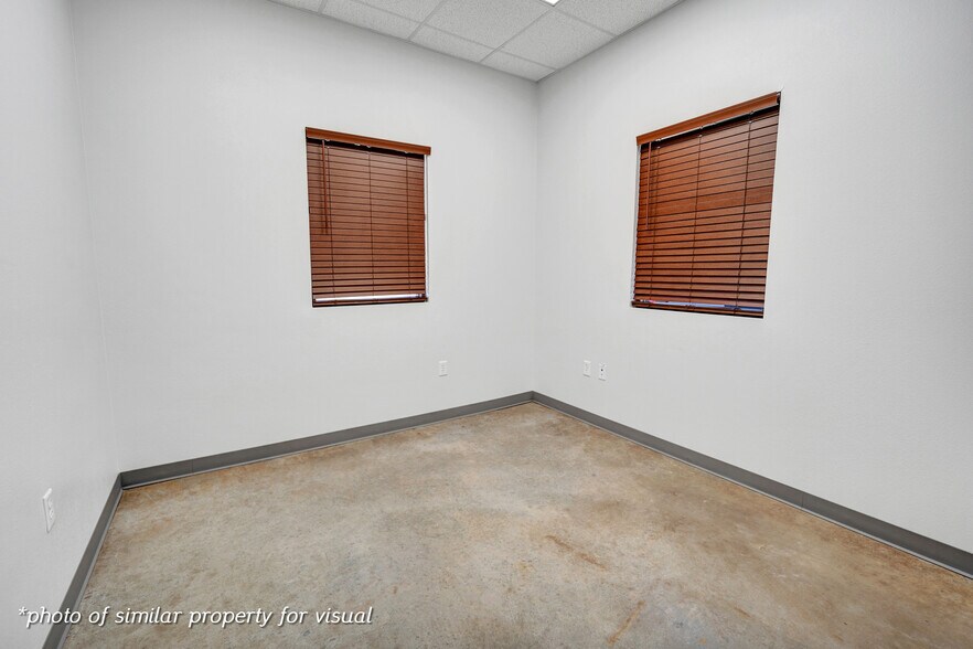 More Photos Of 5915 W. County 135 rd, Midland Warehouse For Lease