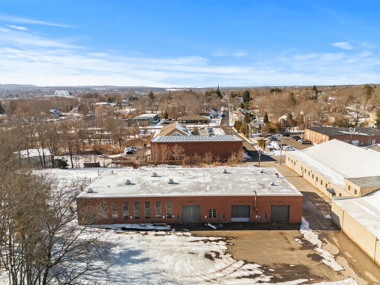 More Photos Of 251 Freestone Ave, Portland Manufacturing For Sale