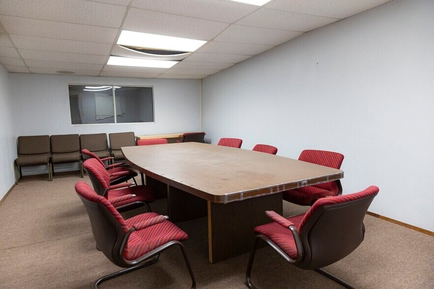 More Photos Of 301 G St, Exeter Landfill For Sale