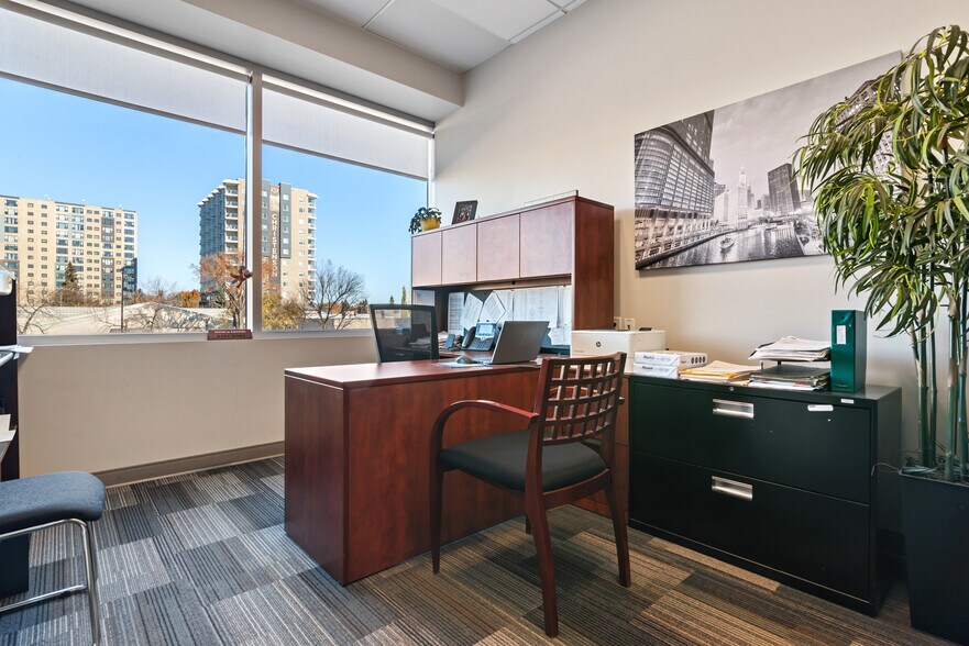 More Photos Of 13310 111 Av NW, Edmonton Unknown For Lease