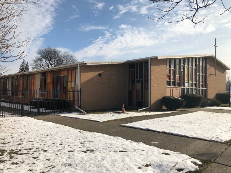 Primary Photo Of 11406-11440 Morang Dr, Detroit Religious Facility For Sale