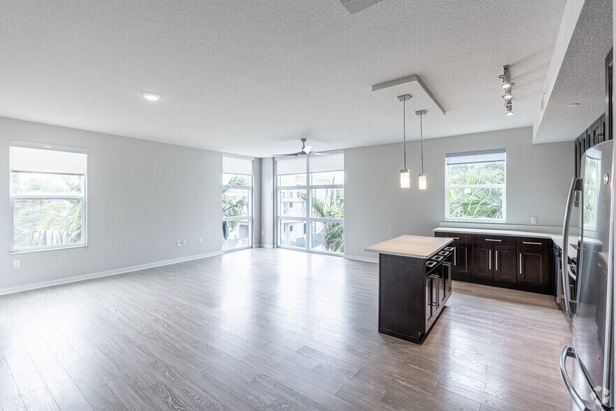 More Photos Of 190 SE 5th Ave, Delray Beach Apartments For Lease