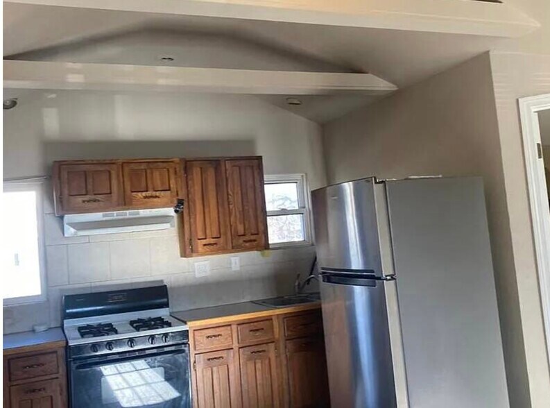 More Photos Of 1013 Main St, Longmont Apartments For Sale