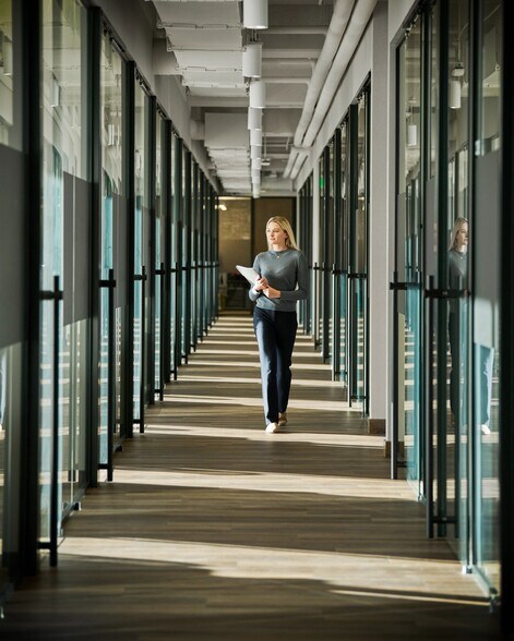 More Photos Of 100 Somerset Corporate Blvd, Bridgewater Coworking Space