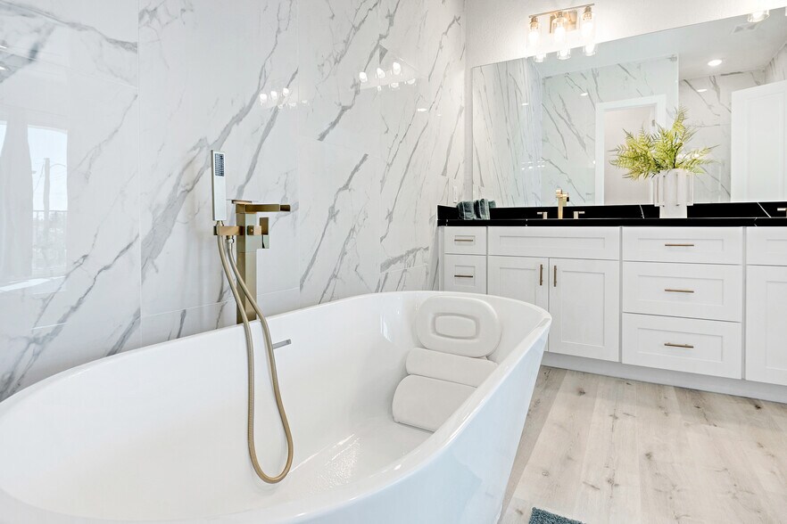 More Photos Of , Houston Multifamily For Sale