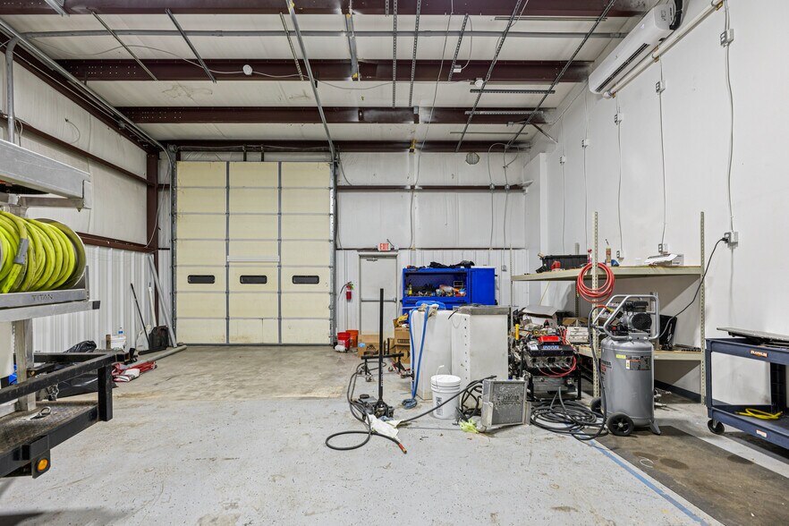 More Photos Of 395 W K Pl, Jenks Service For Sale