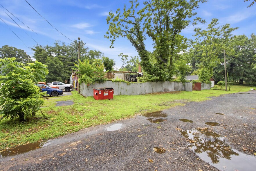 More Photos Of 344 Indian Ave, Bridgeton Auto Repair For Sale