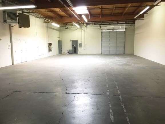 More Photos Of 104 Constitution Dr, Menlo Park Manufacturing For Lease