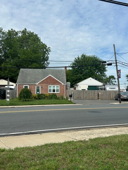 More Photos Of 3571 Concord Rd, Aston Township Office Residential For Sale