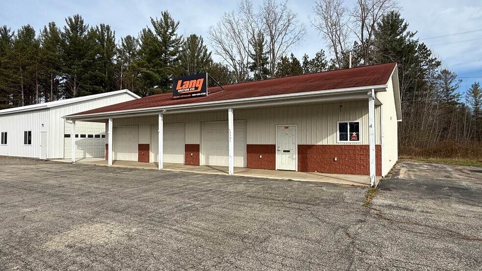 More Photos Of 3331 M 18, Beaverton Manufacturing For Sale